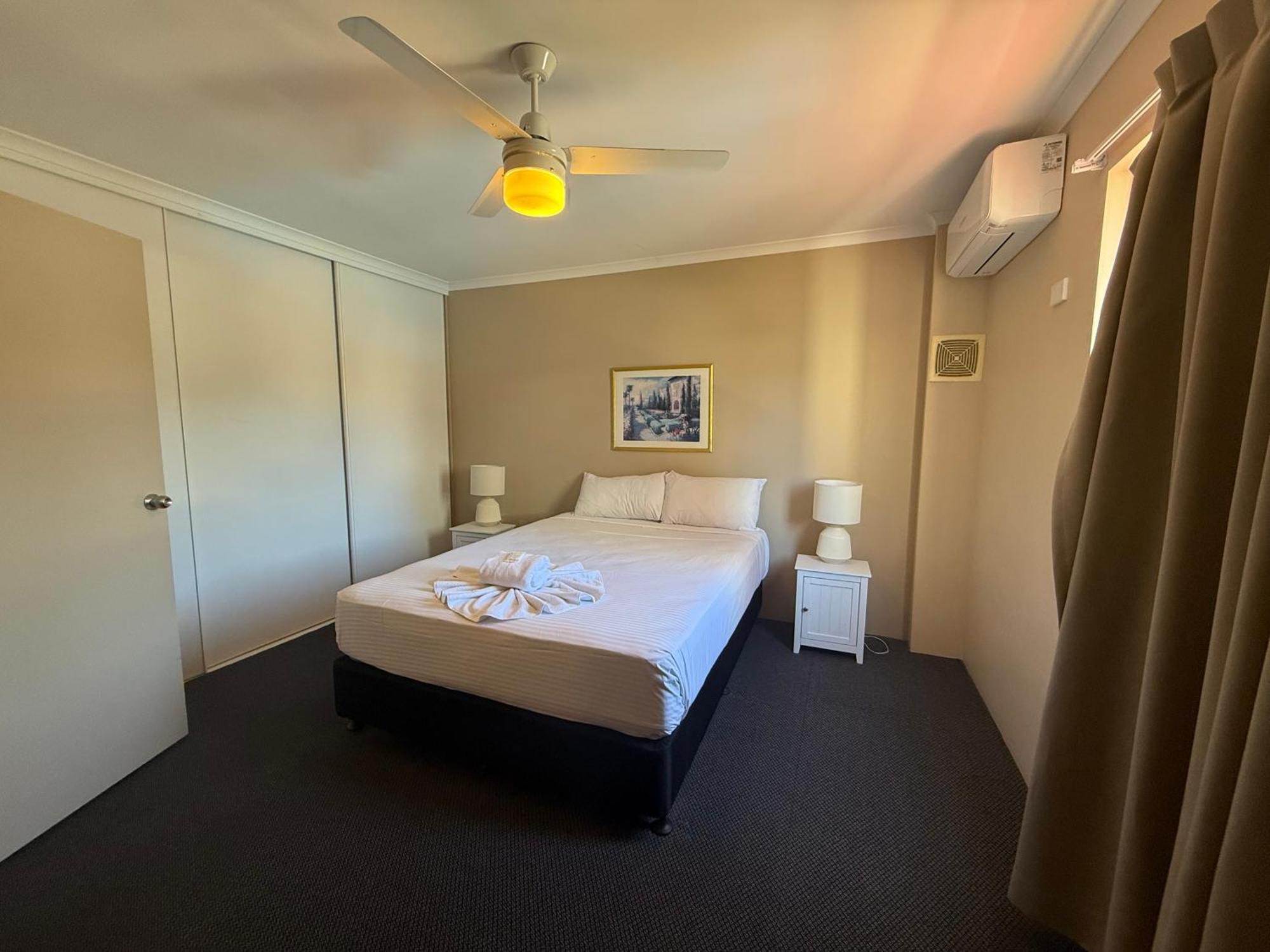 Harbour Sails Motor Inn Gladstone Esterno foto