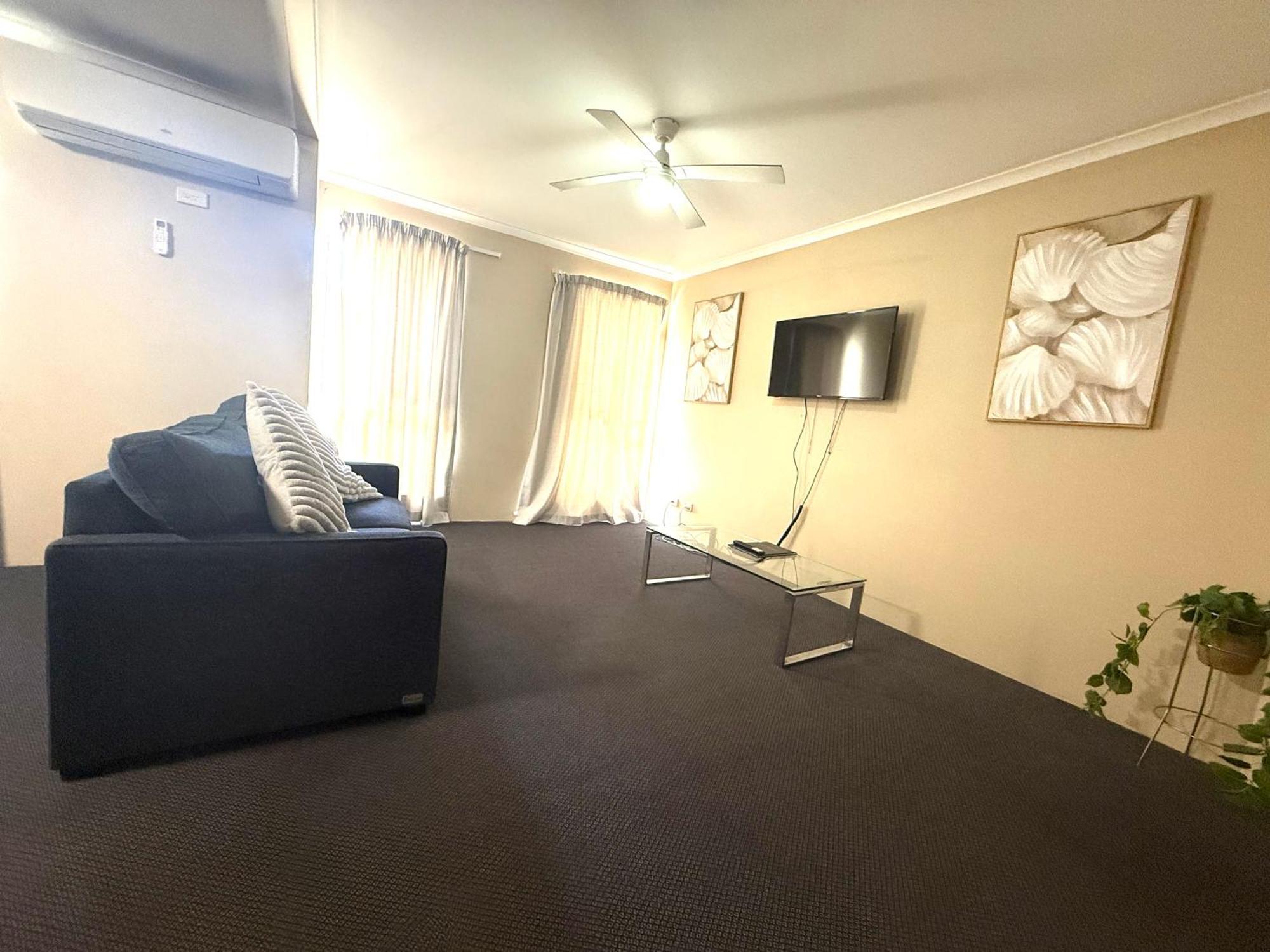 Harbour Sails Motor Inn Gladstone Esterno foto